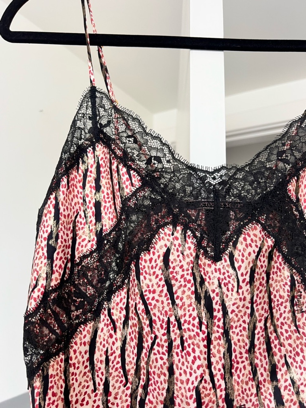 NWT Victoria's Secret Black, Pink & Lace Leopard Print Camisole- Small - Picture 4 of 7
